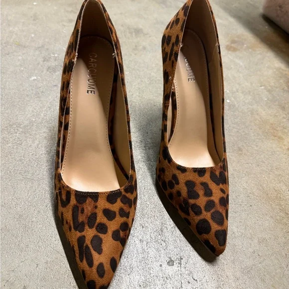 Leopard Print Stiletto Heels - Picture 7 of 8